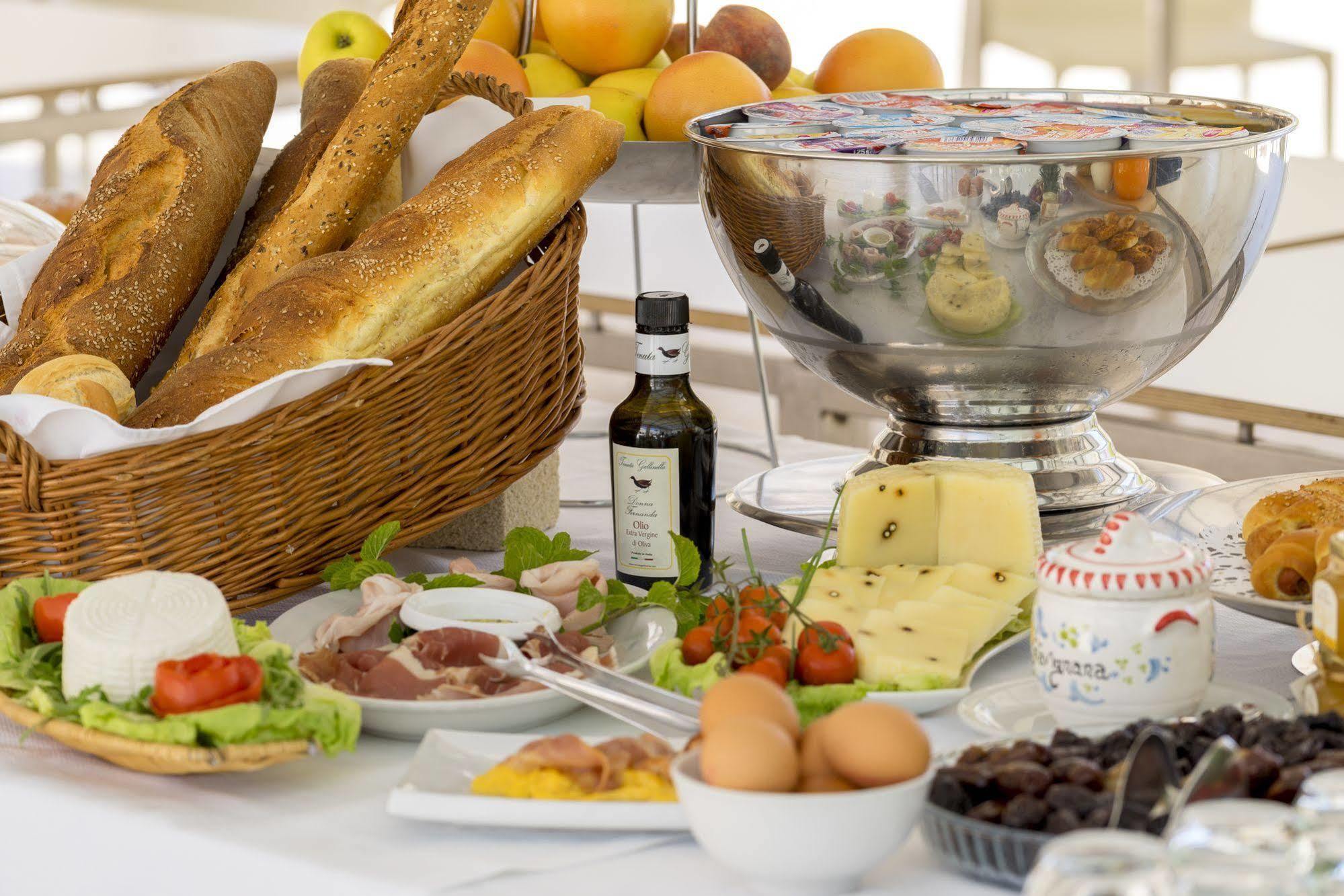 Cave Bianche Hotel Φαβινιάνα Εξωτερικό φωτογραφία